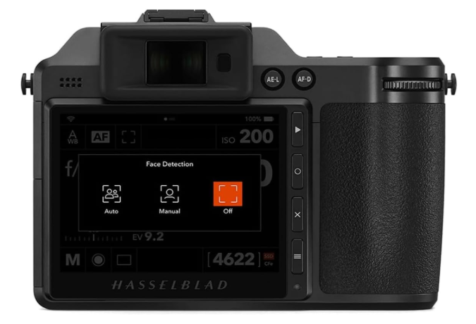 Hasselblad X2D 100C 100MP - Cámara sin espejo de formato medio con lente XCD 90mm in f/3.4 P