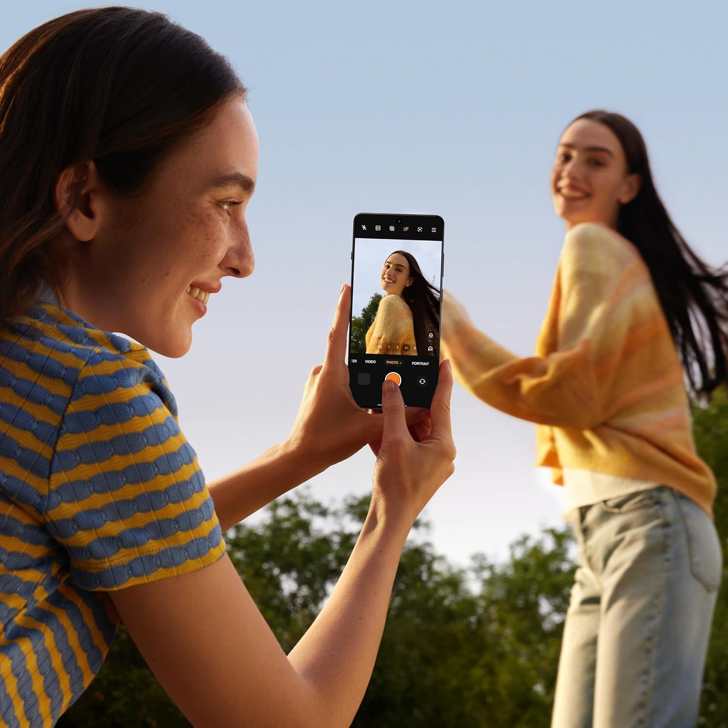 13R, 12GB RAM + 256GB Storage, Dual-Sim, Unlocked Android Smartphone, Powered by Snapdragon 8 Gen 3, 55W SUPERVOOC Fast Charging, 2025, Nebula Noir